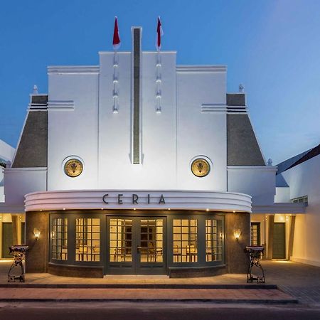 Ceria Hotel At Alun Alun Jogjacarta Exterior foto