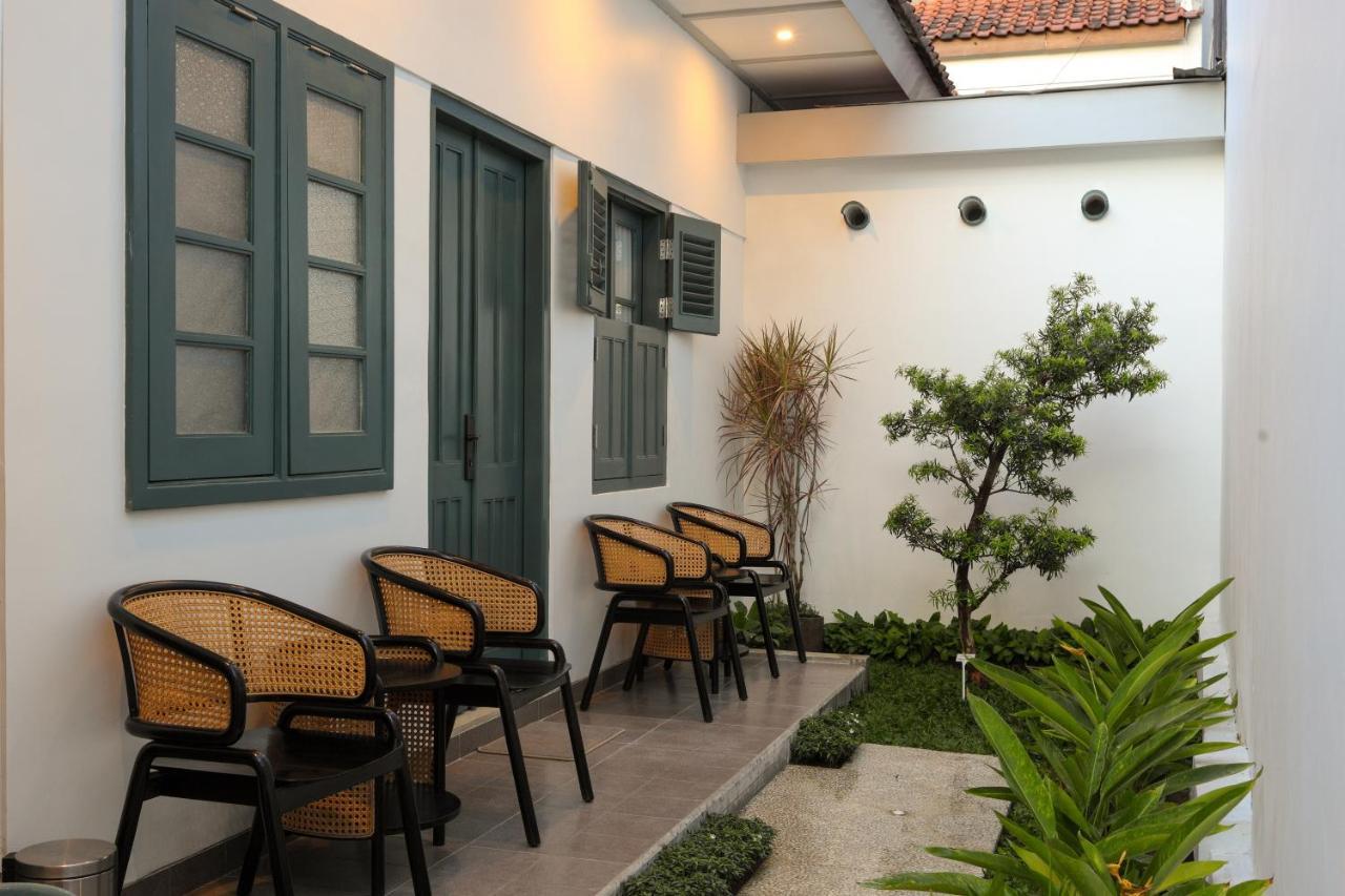 Ceria Hotel At Alun Alun Jogjacarta Exterior foto